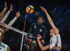 开云手机平台-德约科维奇回塞尔维亚庆祝夺金